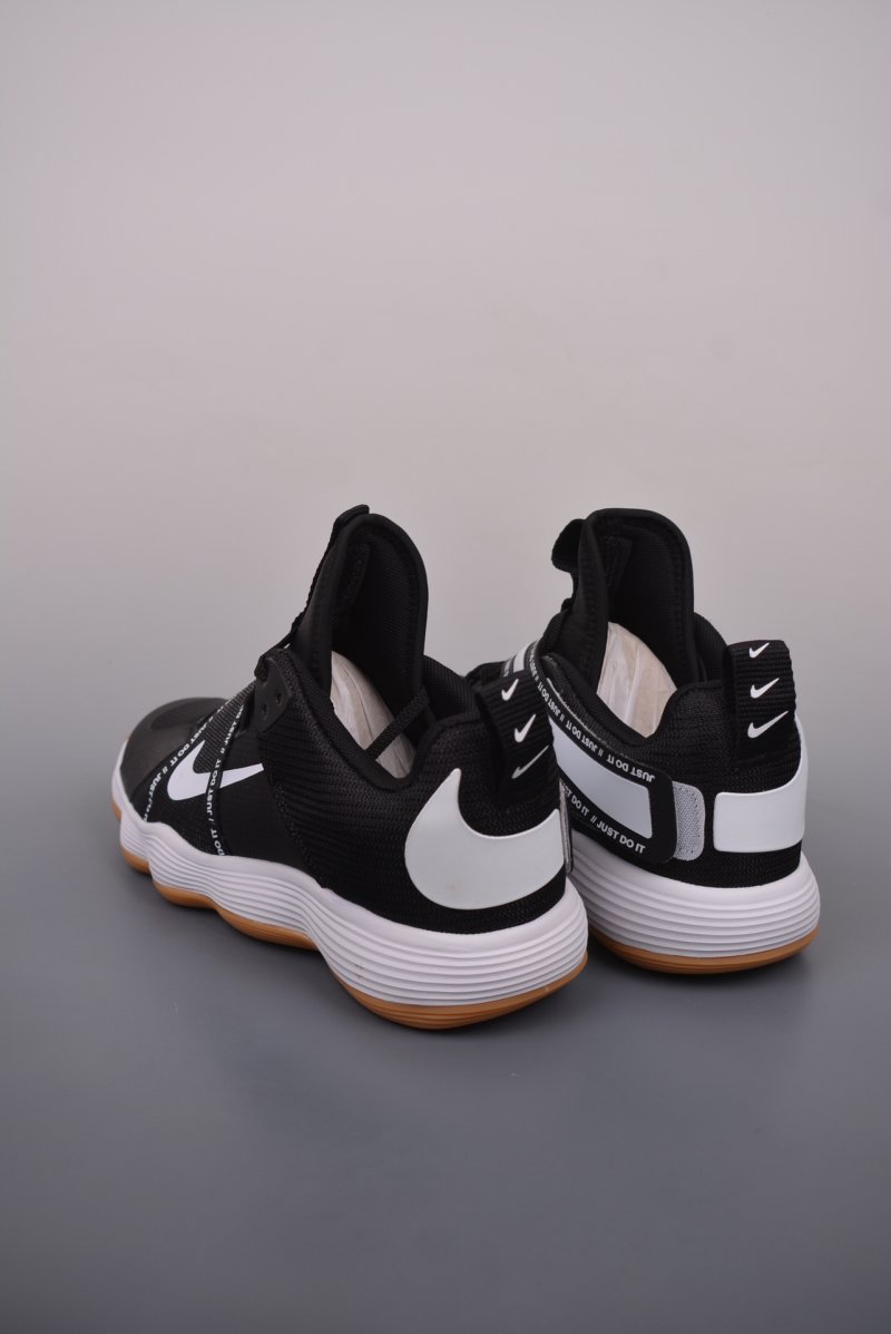 Nike React HyperSet 'Black' view