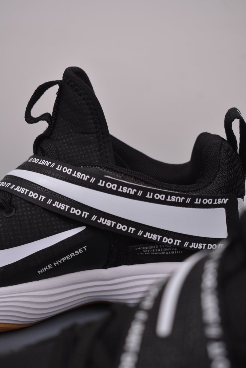 Nike React HyperSet 'Black' view