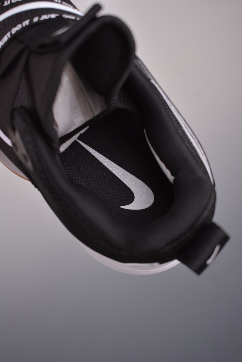 Nike React HyperSet 'Black' view