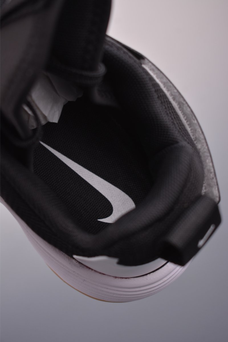 Nike React HyperSet SE view