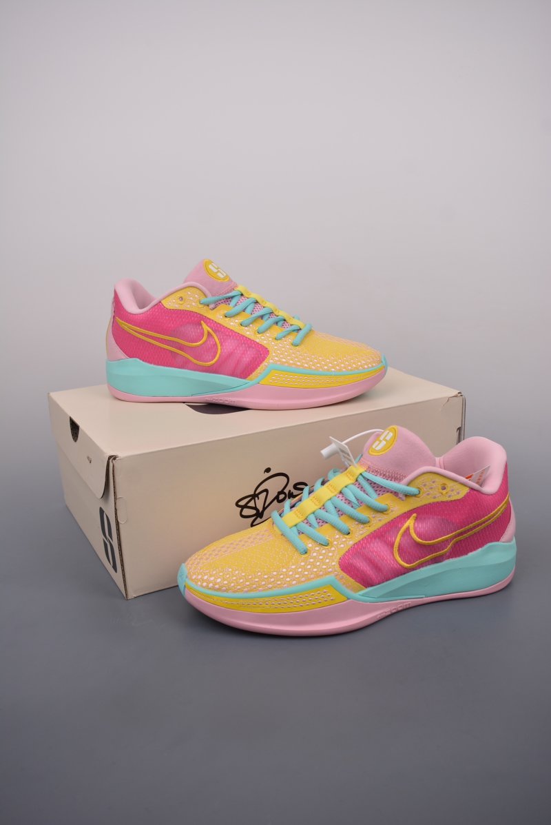Nike Sabrina 1 EP view