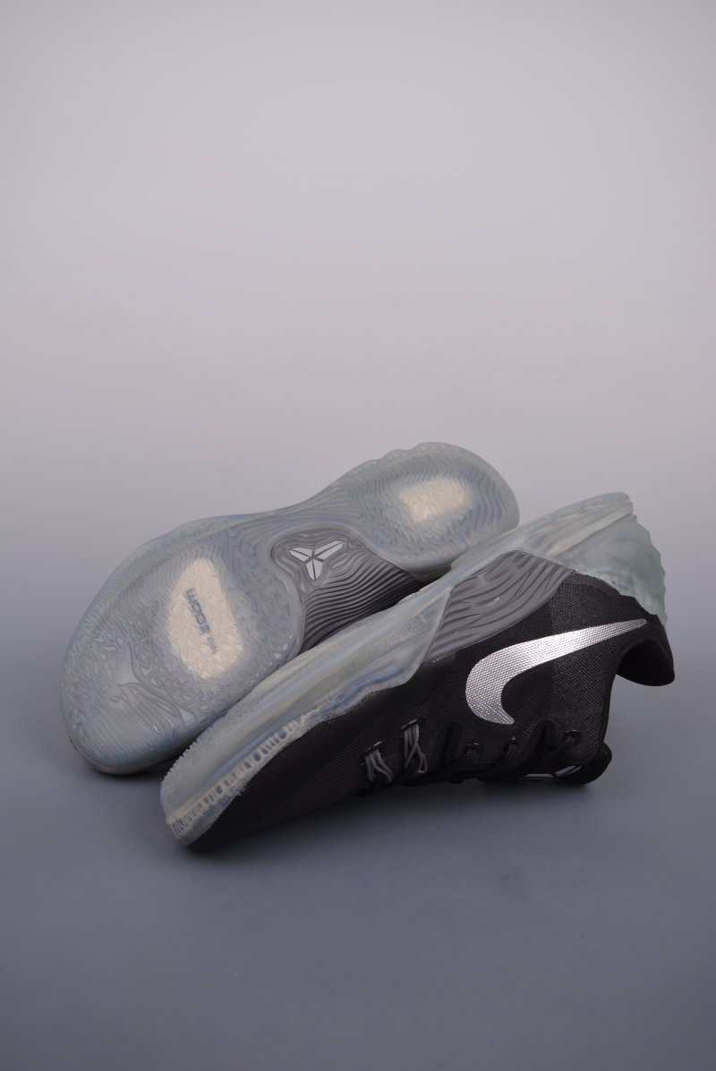 Nike Venomenon 5 'Black' view