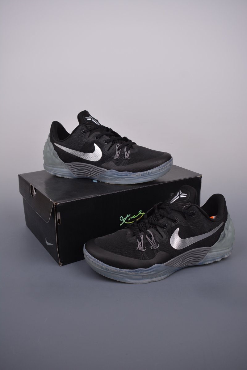 Nike Venomenon 5 'Black' view