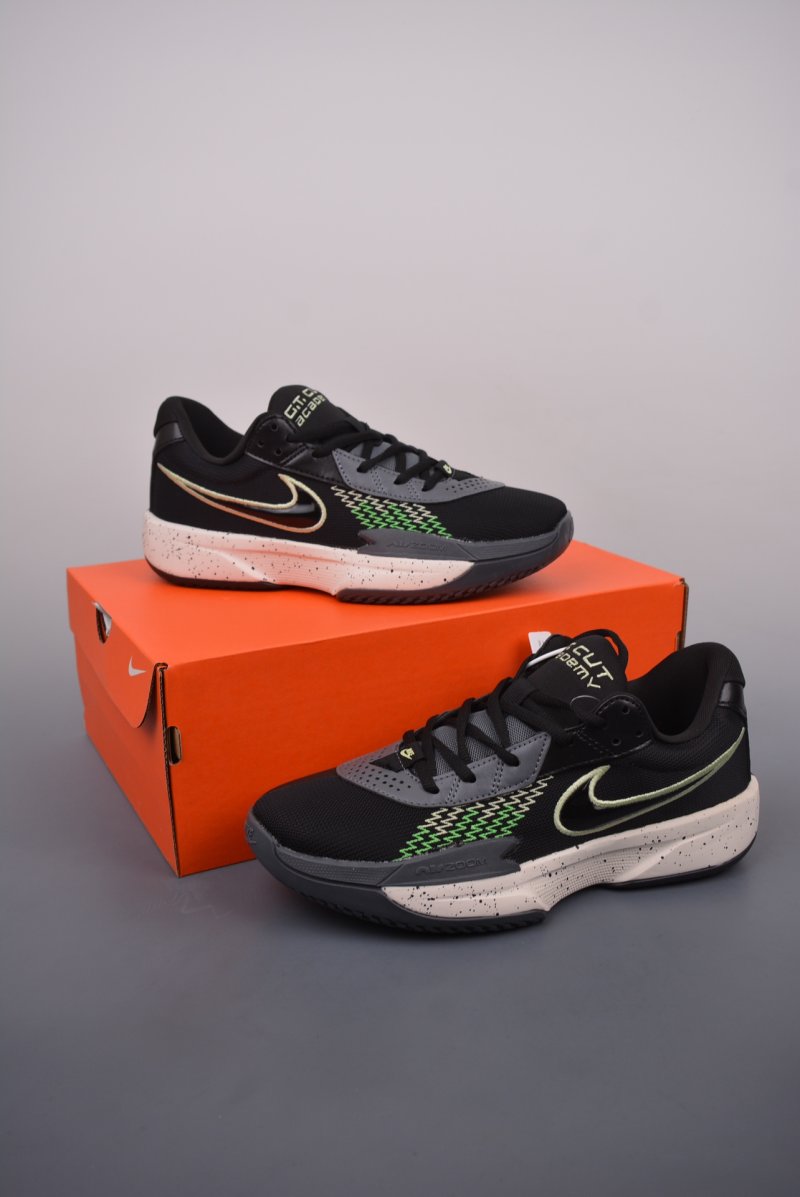 Nike Zoom G.T. ACDM view