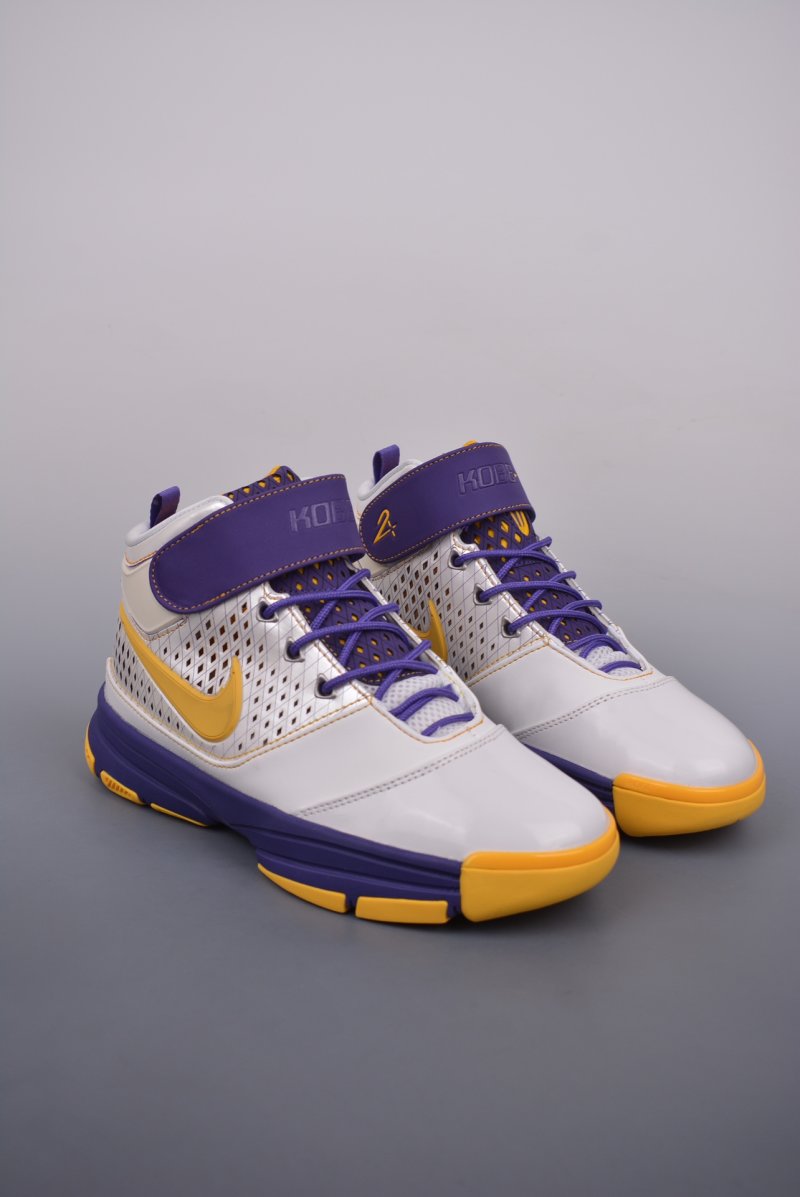 Nike Zoom Kobe 2 Ultimate Protro view