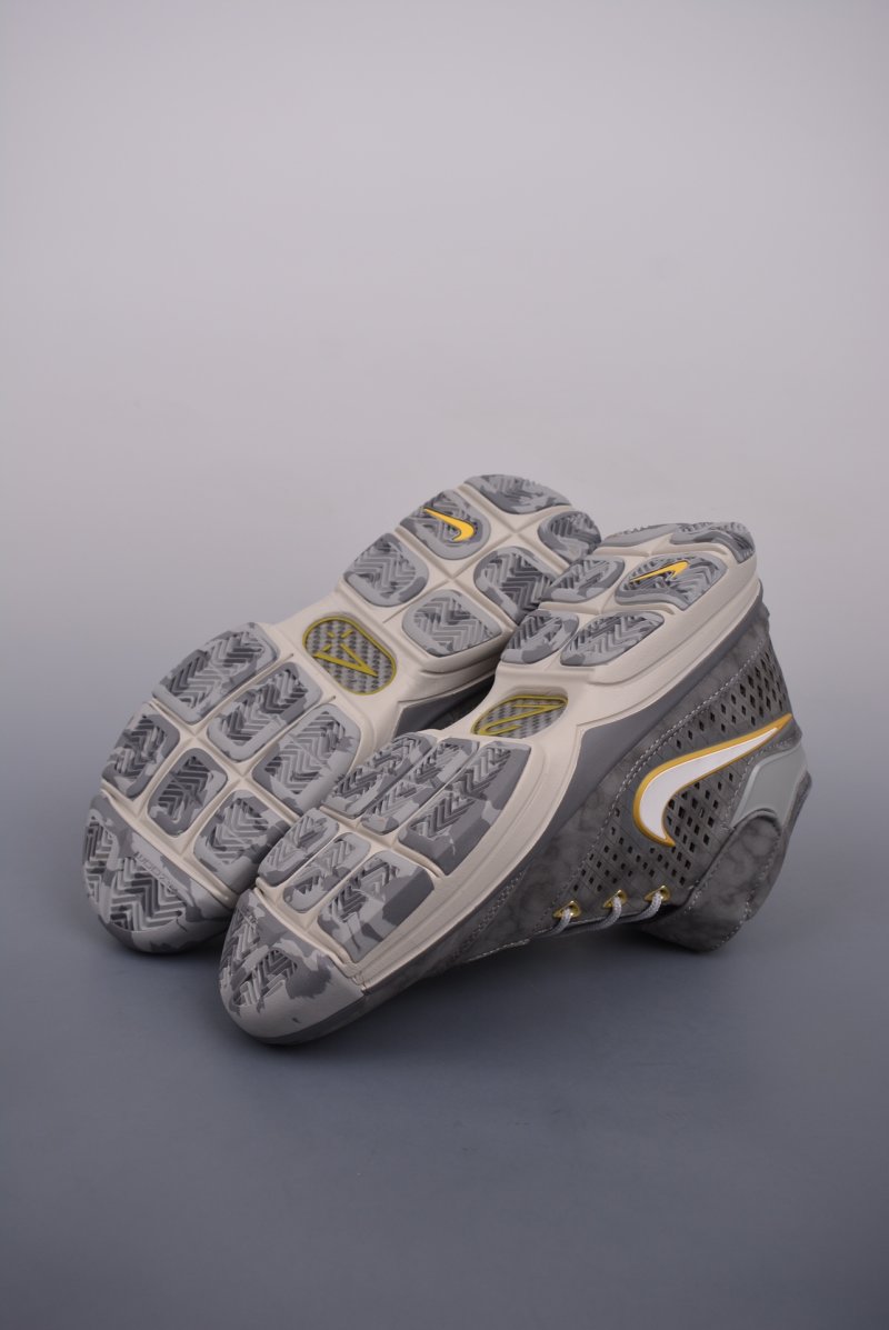 Nike Zoom Kobe 2 Ultimate Protro view