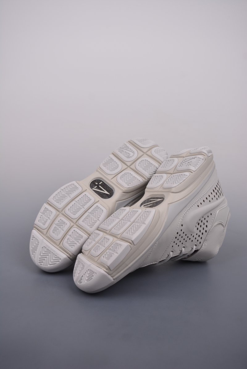 Nike Zoom Kobe 2 Ultimate Protro view