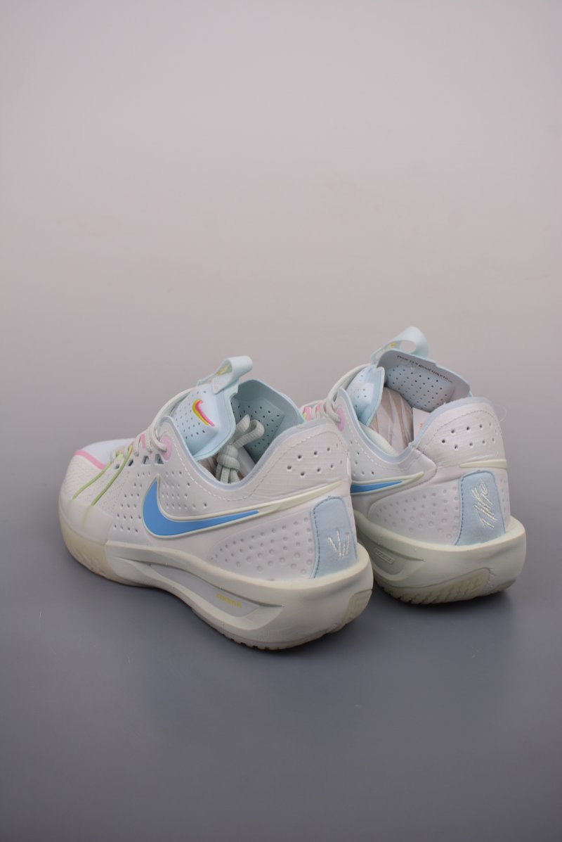 Nike Air Zoom G.T. Cut 3 view