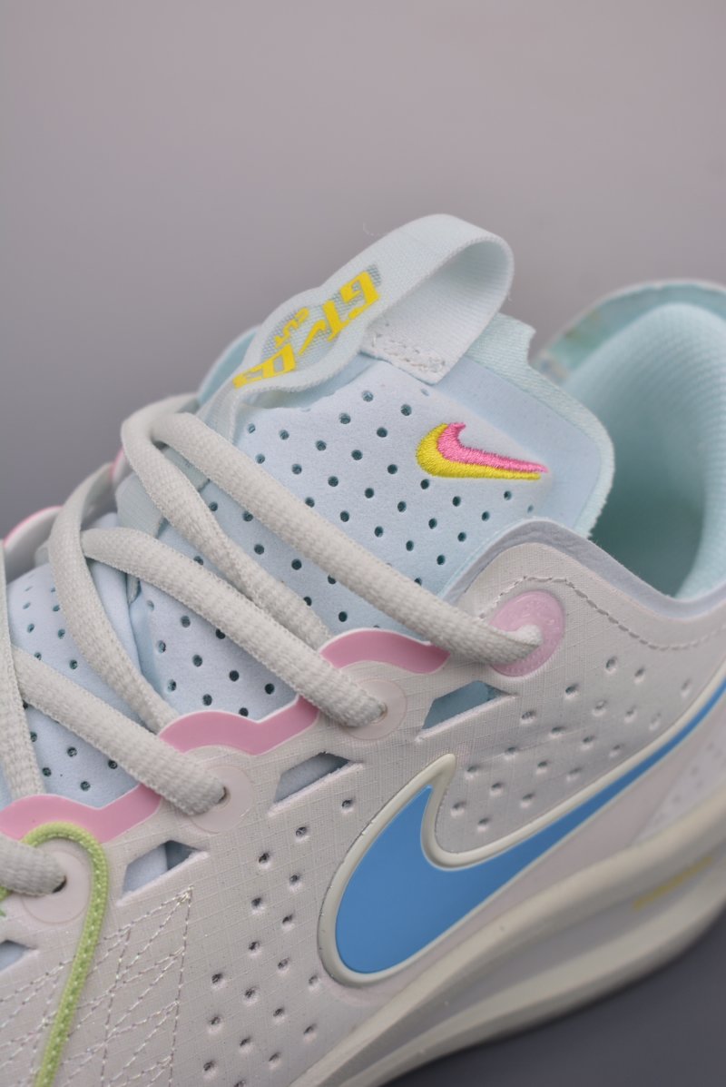 Nike Air Zoom G.T. Cut 3 view