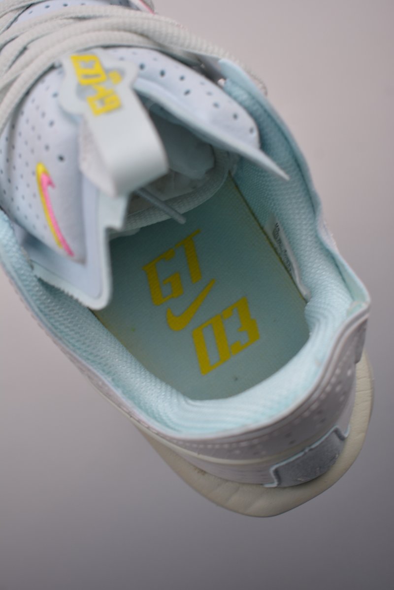 Nike Air Zoom G.T. Cut 3 view