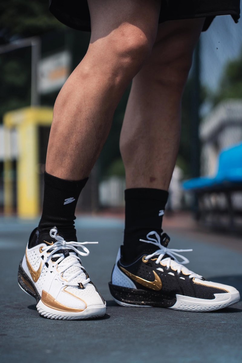 Nike Air Zoom G.T. Cut 3 view