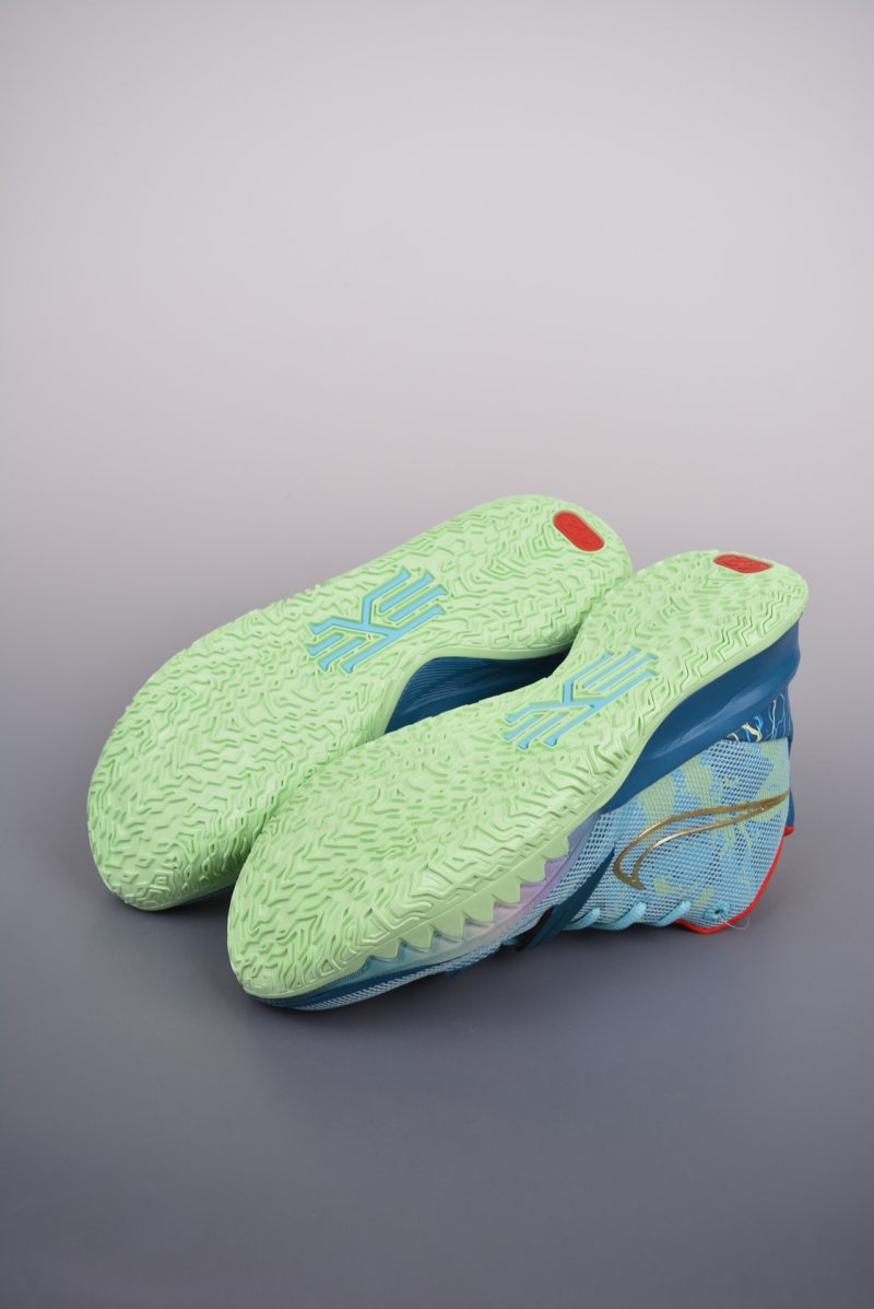 Nike Kyrie 7 Pre Heat EP view