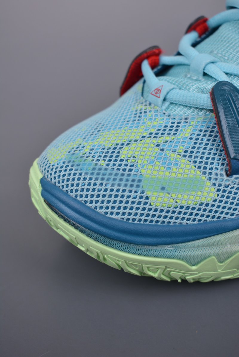 Nike Kyrie 7 Pre Heat EP view