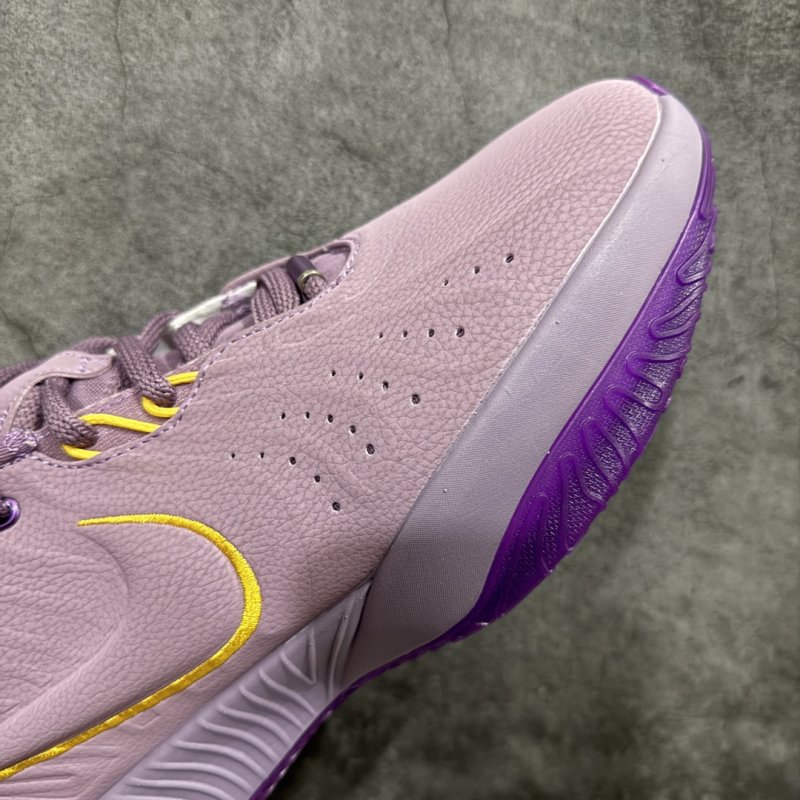Nike LeBron 21 'Melon Tint' view