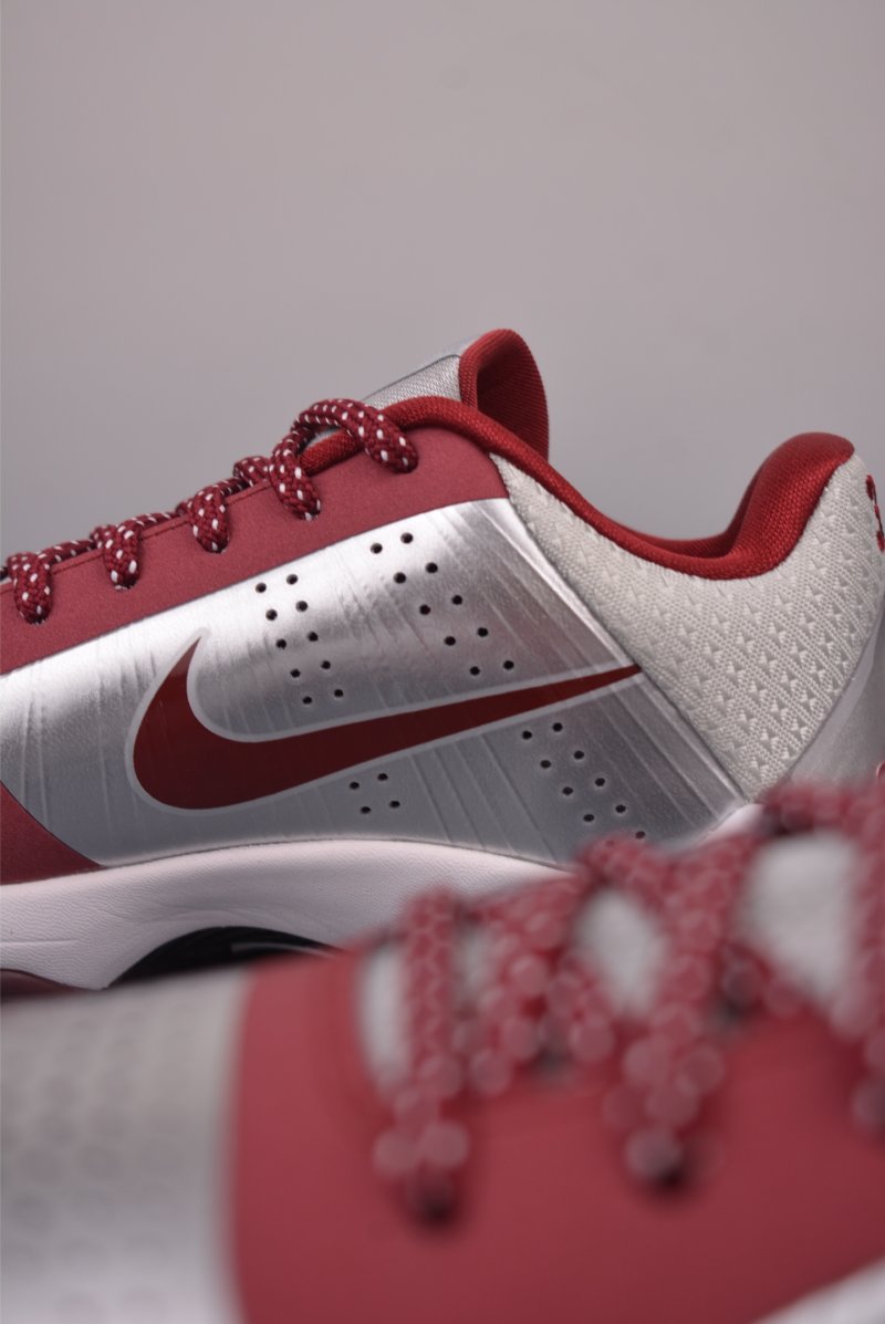 Nike Zoom Kobe ZK5 'Silver / Red' view