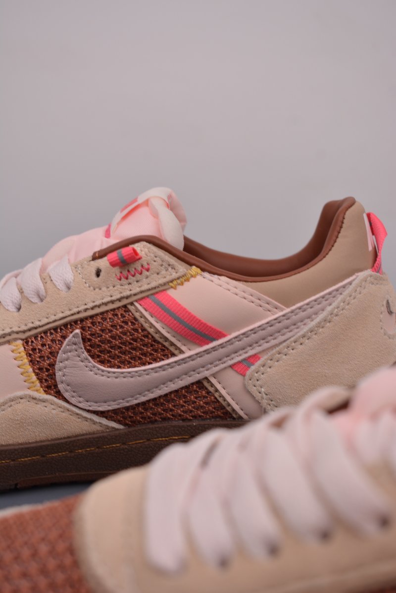 Union x Nike Field General 82 SP view