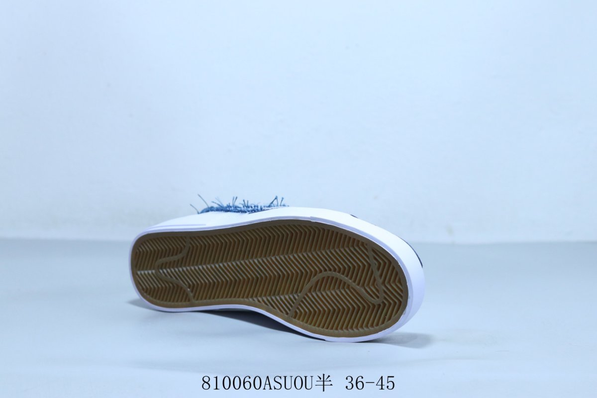 Nike SB Zoom Blazer Low view