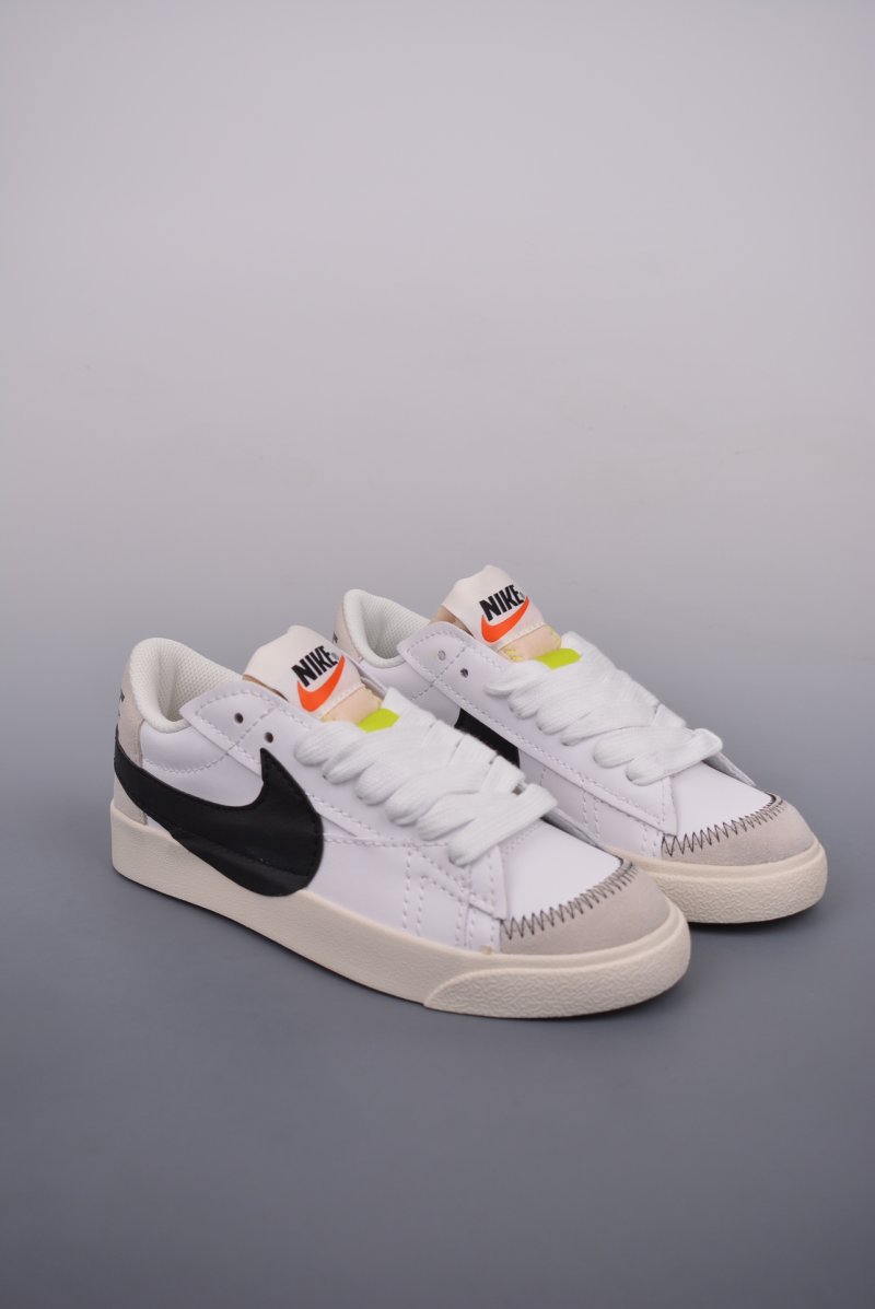 Nike Blazer Low 77 Jumbo