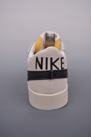 Nike Blazer Low 77 Jumbo view 4