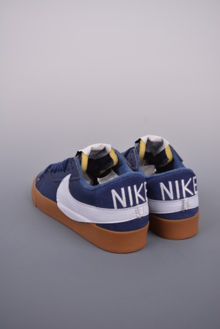 Nike Blazer Low 77 Jumbo view 2