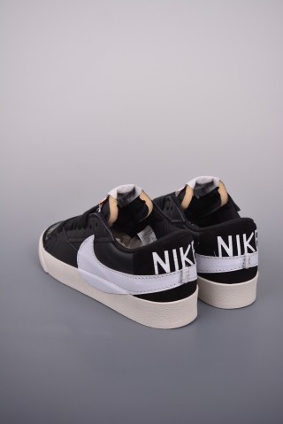 Nike Blazer Low 77 Jumbo view 2