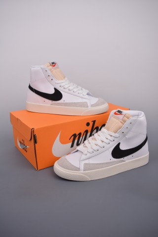 Nike Blazer Mid 77 Vintage view 5