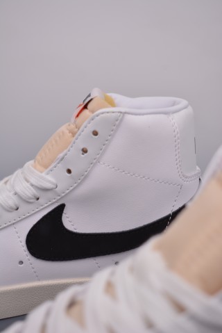 Nike Blazer Mid 77 Vintage view 8