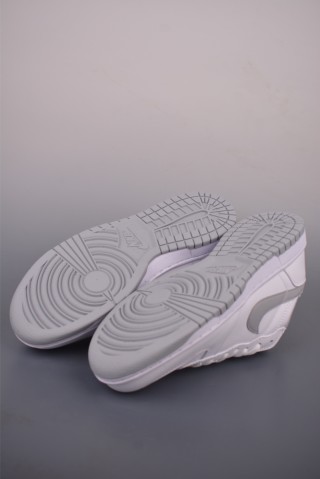 Nike Big Nike Low Lux view 3