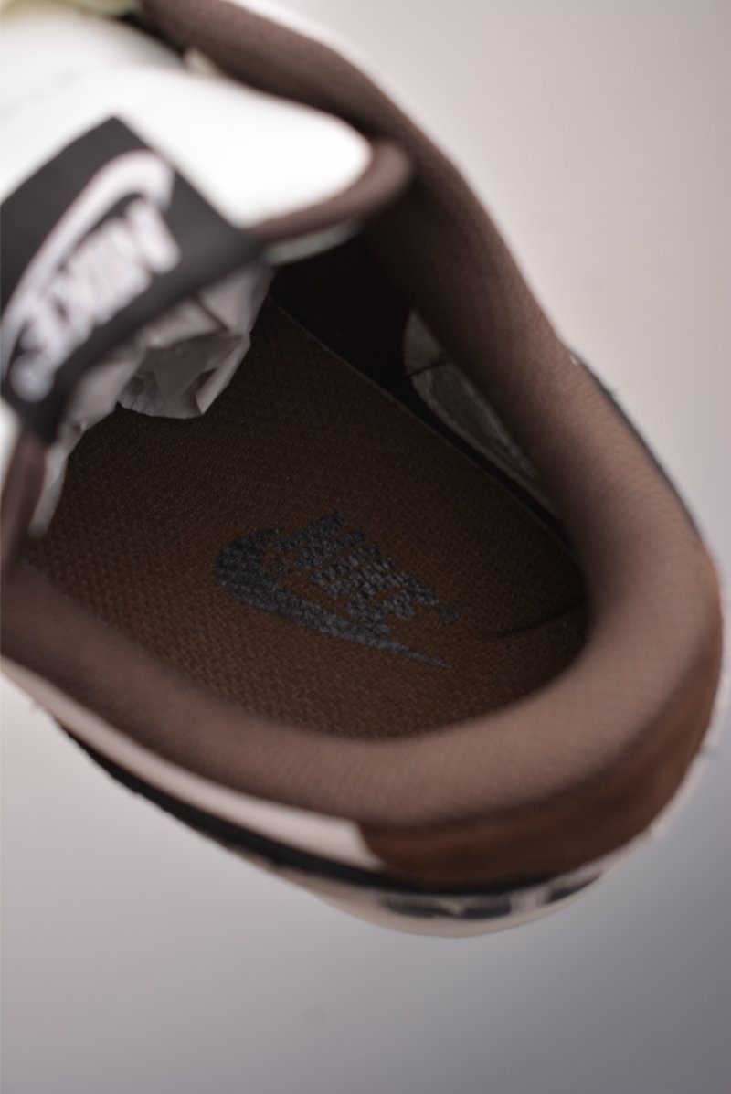 Nike Big Nike Low Lux view