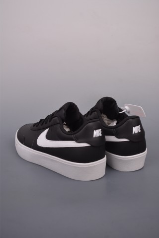 Nike Blazer Phantom Low view 2