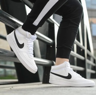 Nike Court Vision Mid view 4