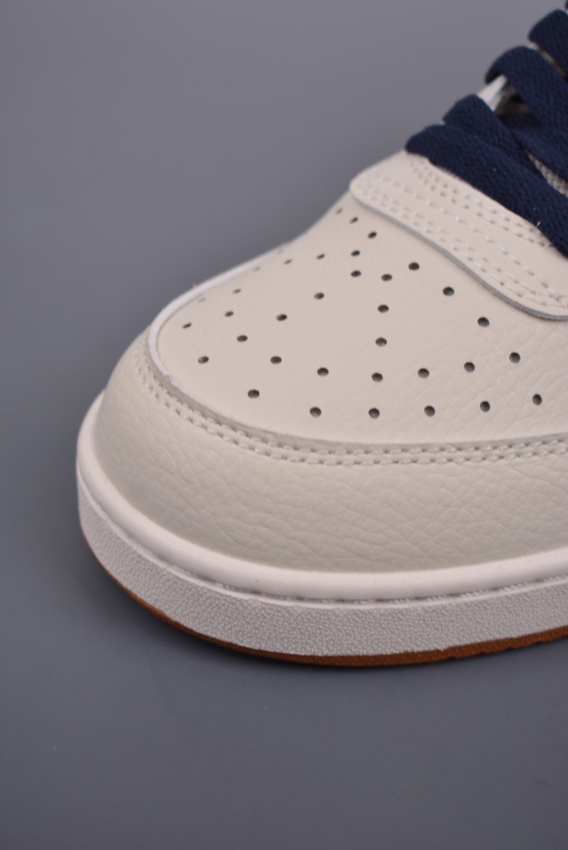 Nike Court Vision Mid view