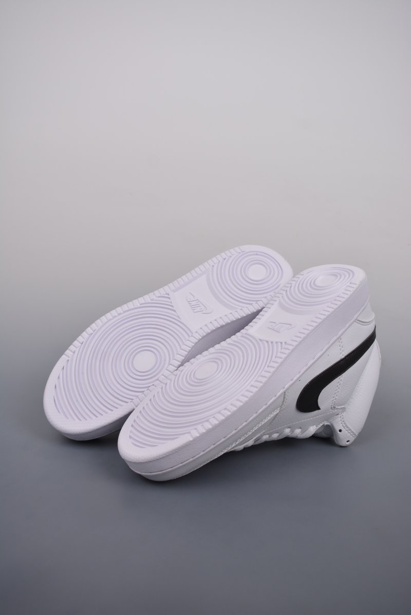 Nike Court Vision Mid view