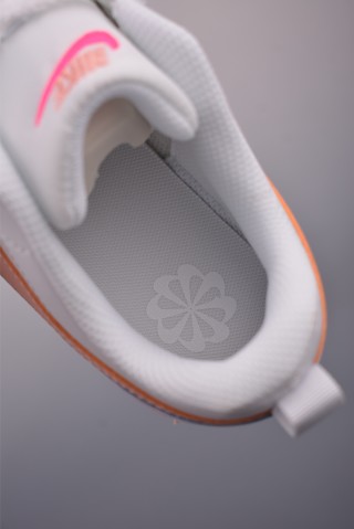 Nike Court Borough Low view 9