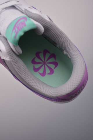 Nike Court Borough Low view 9