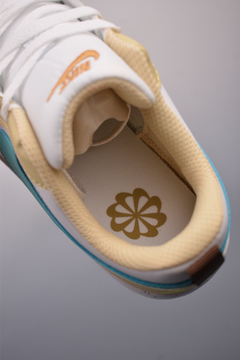 Nike Court Borough Low view