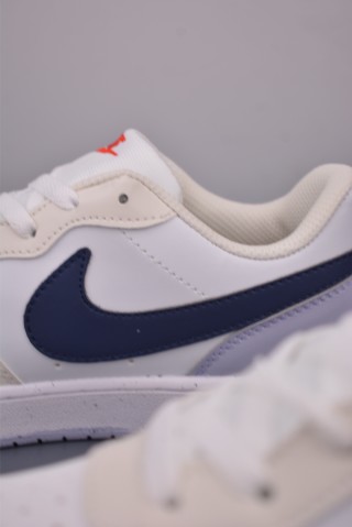 Nike Court Borough Low view 8