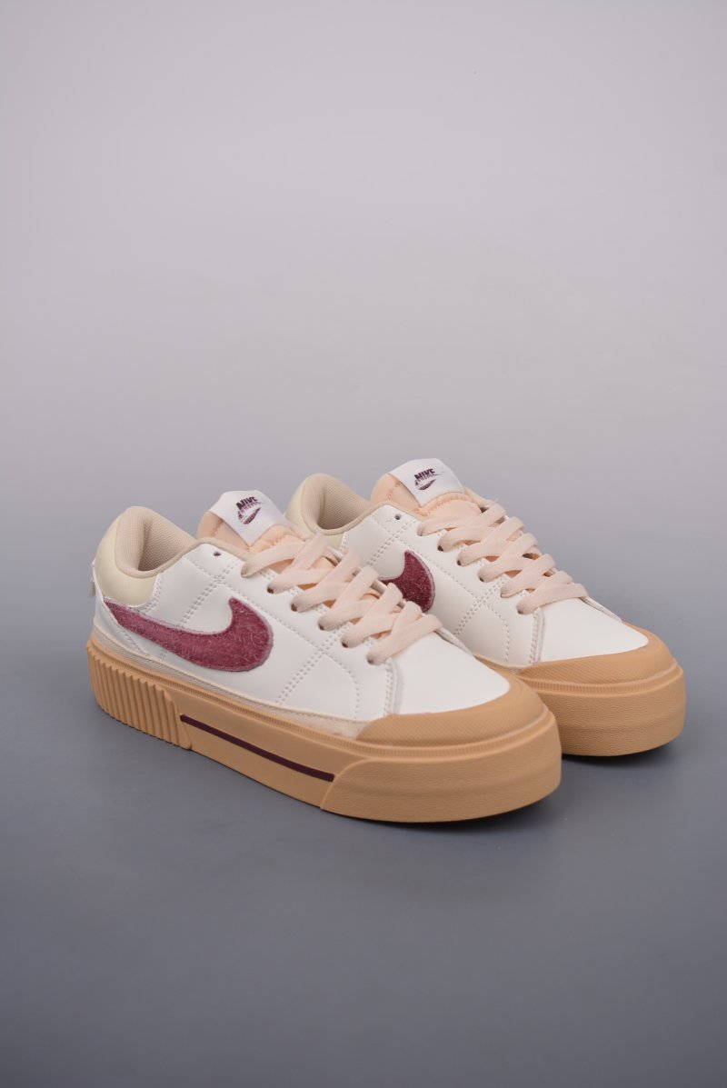 Nike Court Legacy