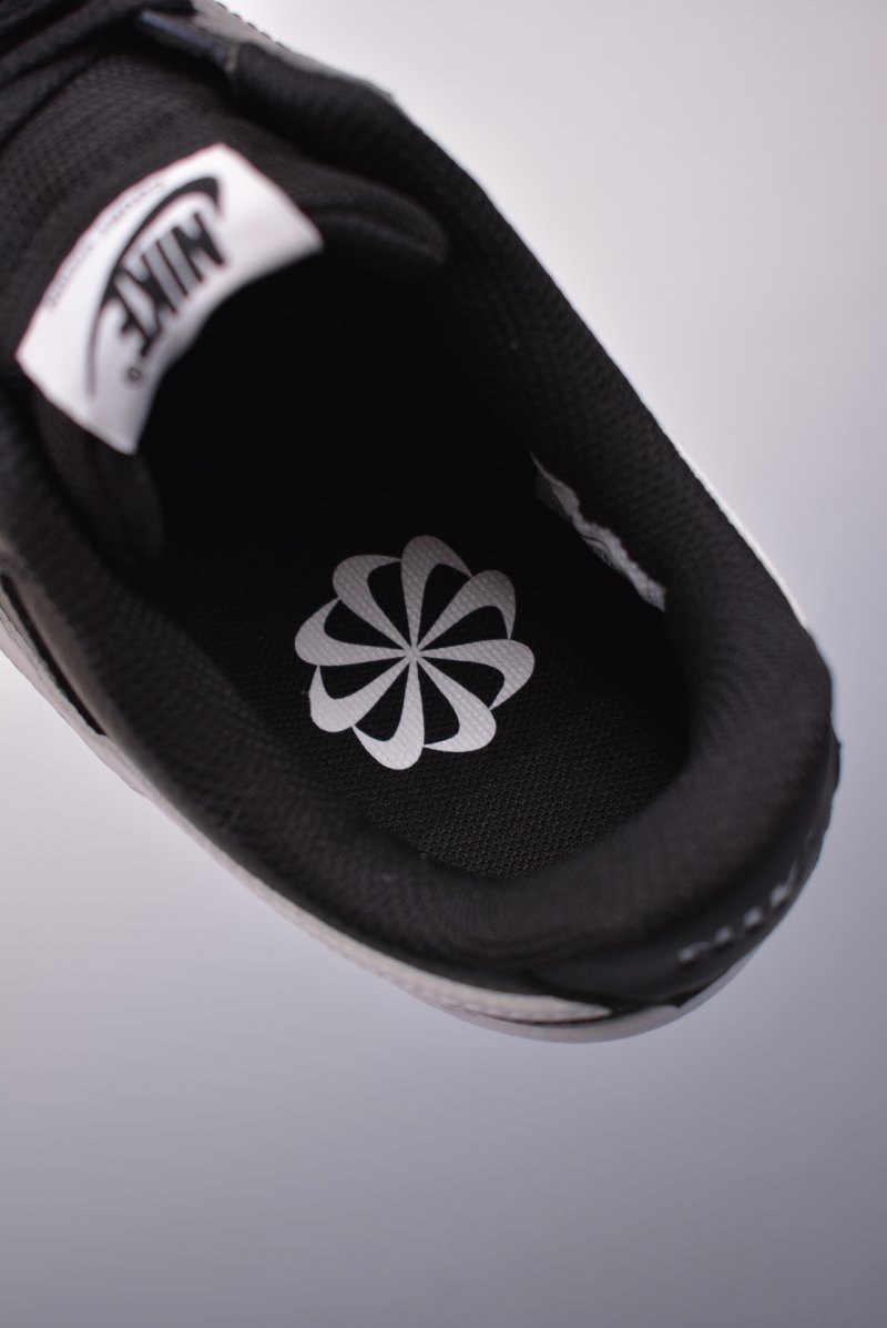 Nike Court Vision Low view
