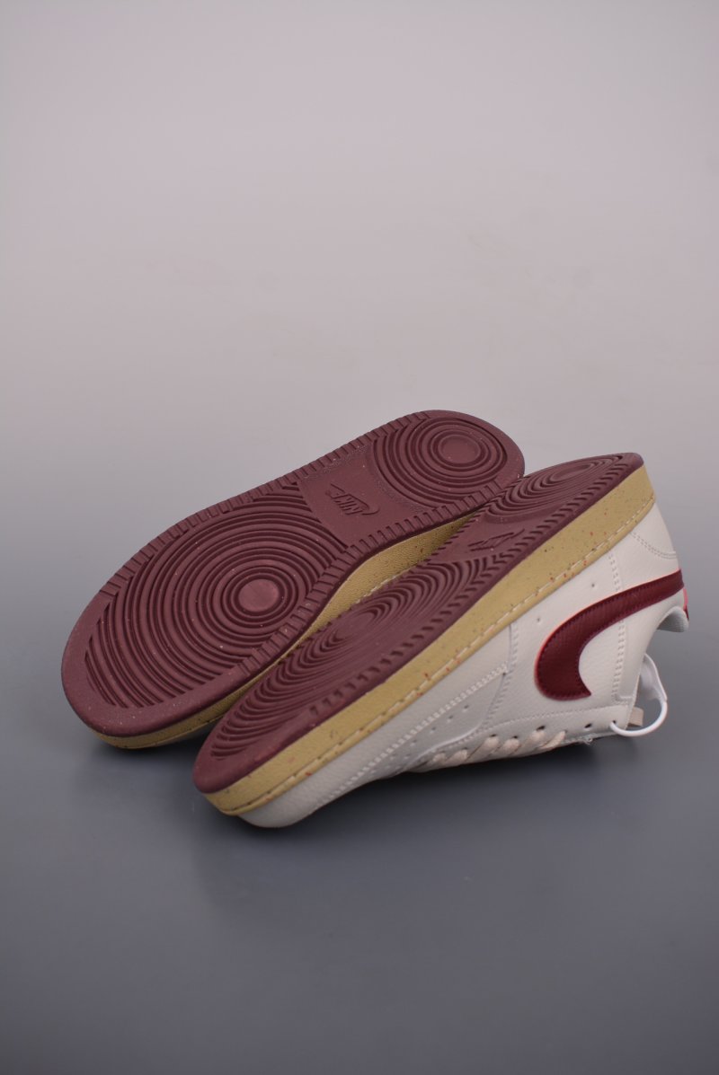Nike Court Vision Low view