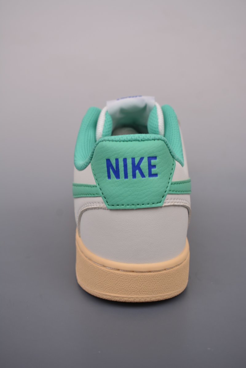 Nike Court Vision Low view
