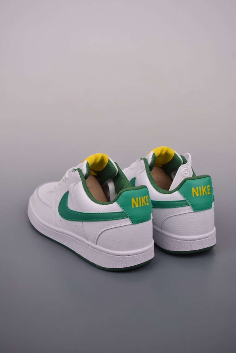 Nike Court Vision Low view