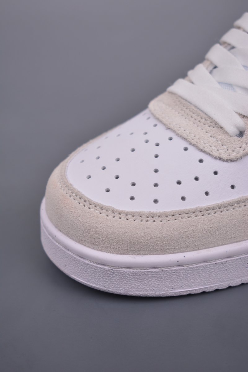 Nike Court Vision Low view