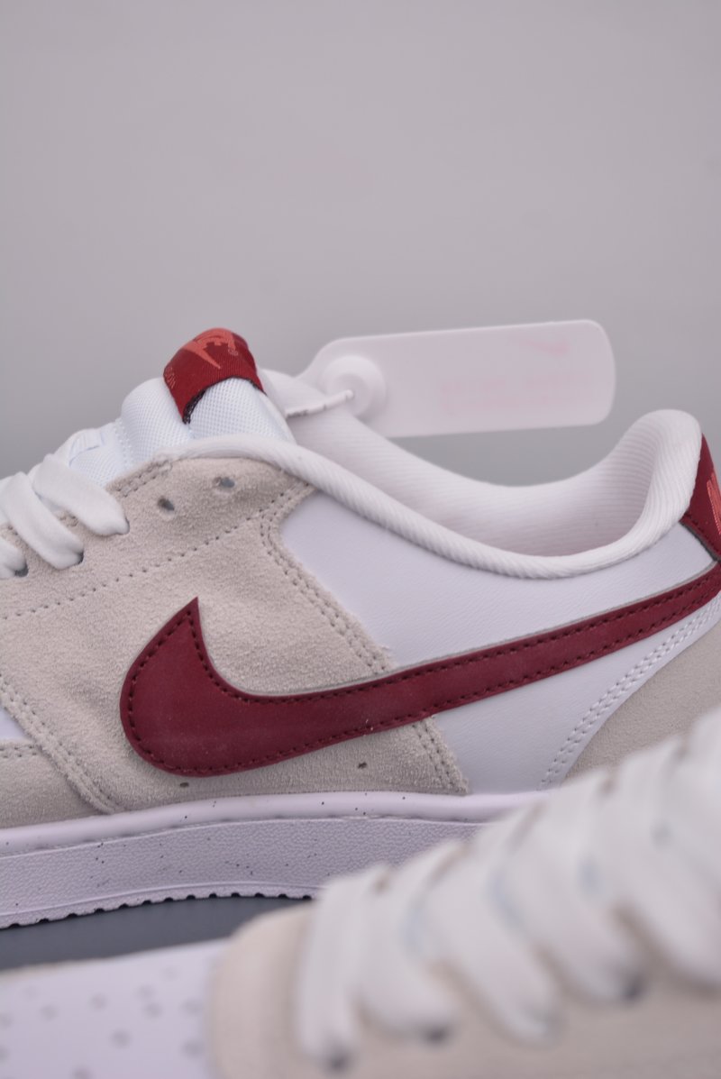 Nike Court Vision Low view