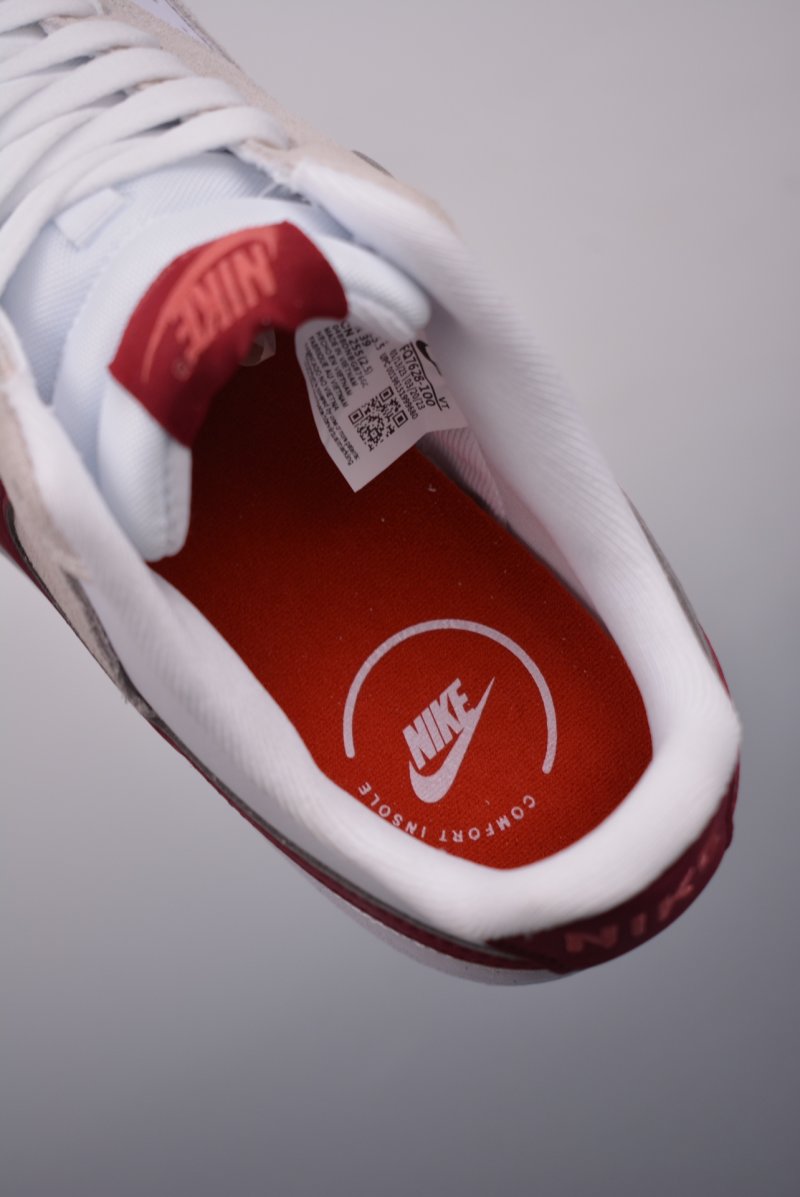 Nike Court Vision Low view