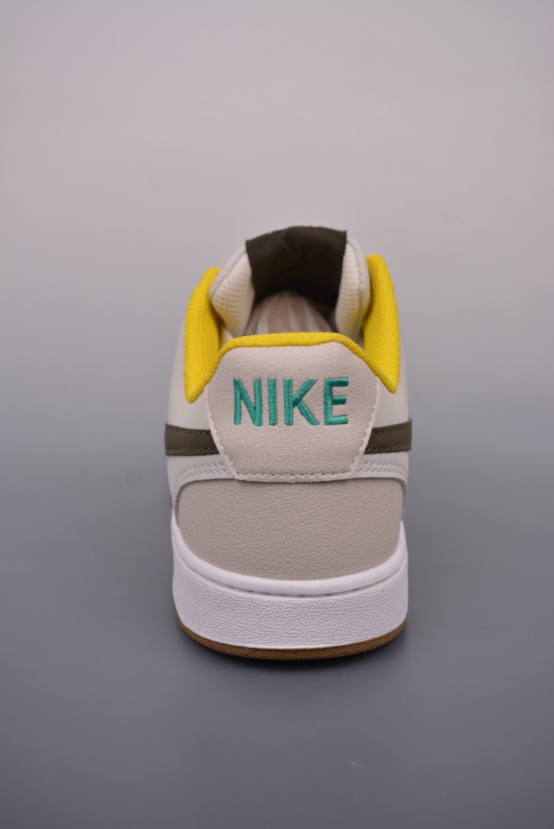 Nike Court Vision Low view