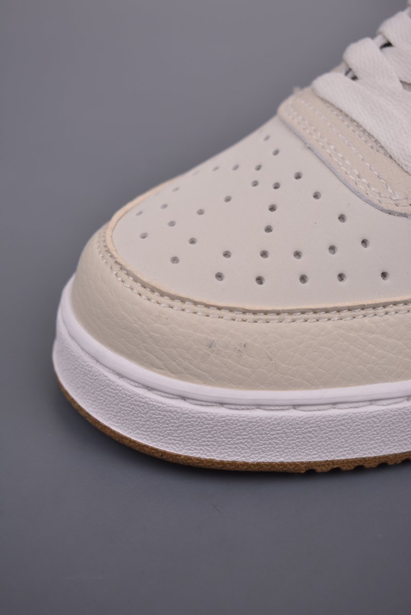 Nike Court Vision Low view