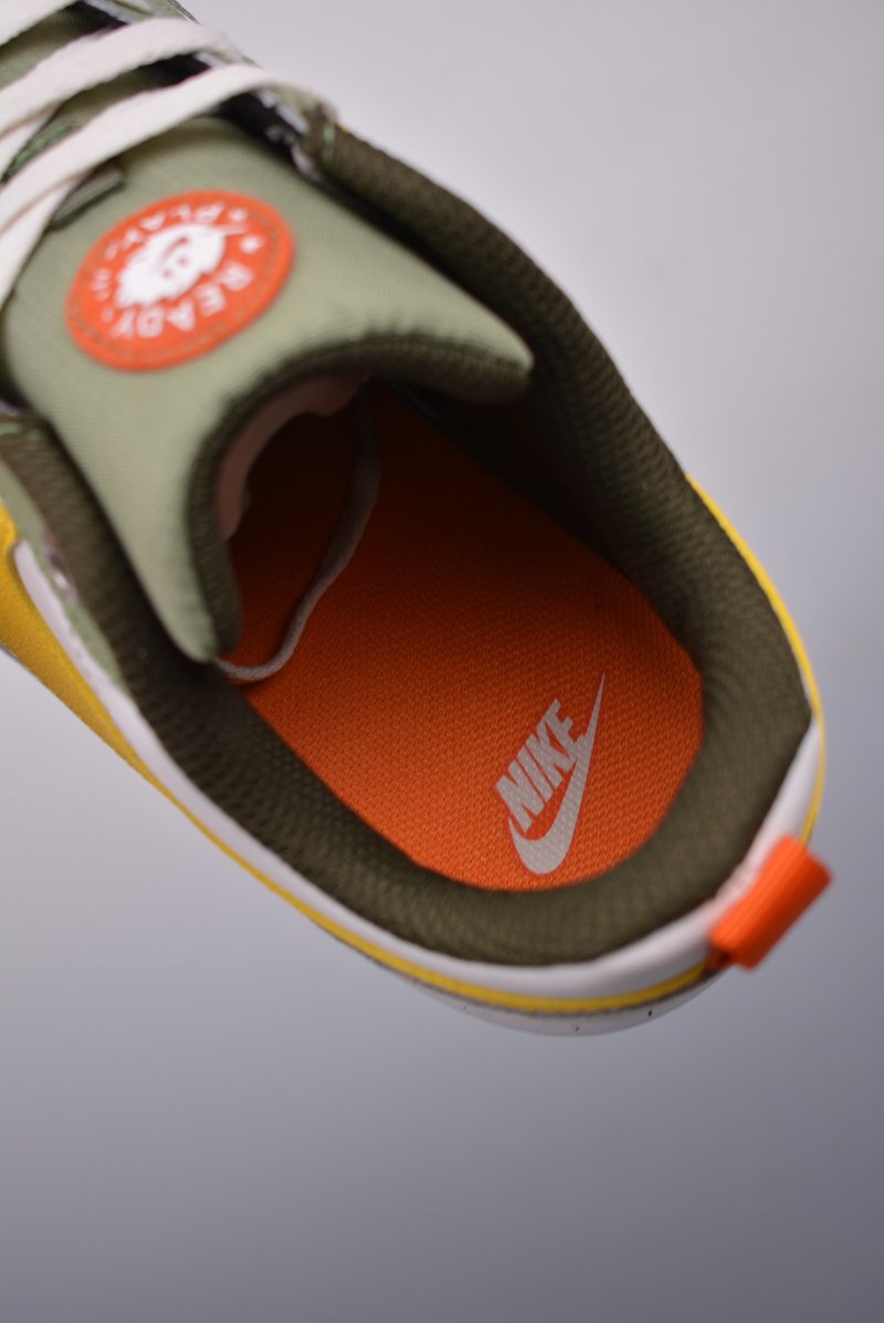 Nike Court Vision Low view
