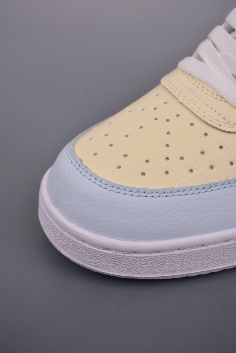 Nike Court Vision Low view