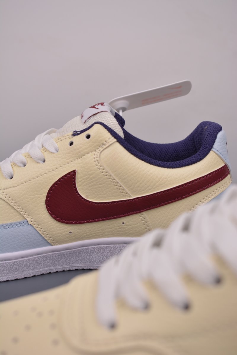 Nike Court Vision Low view